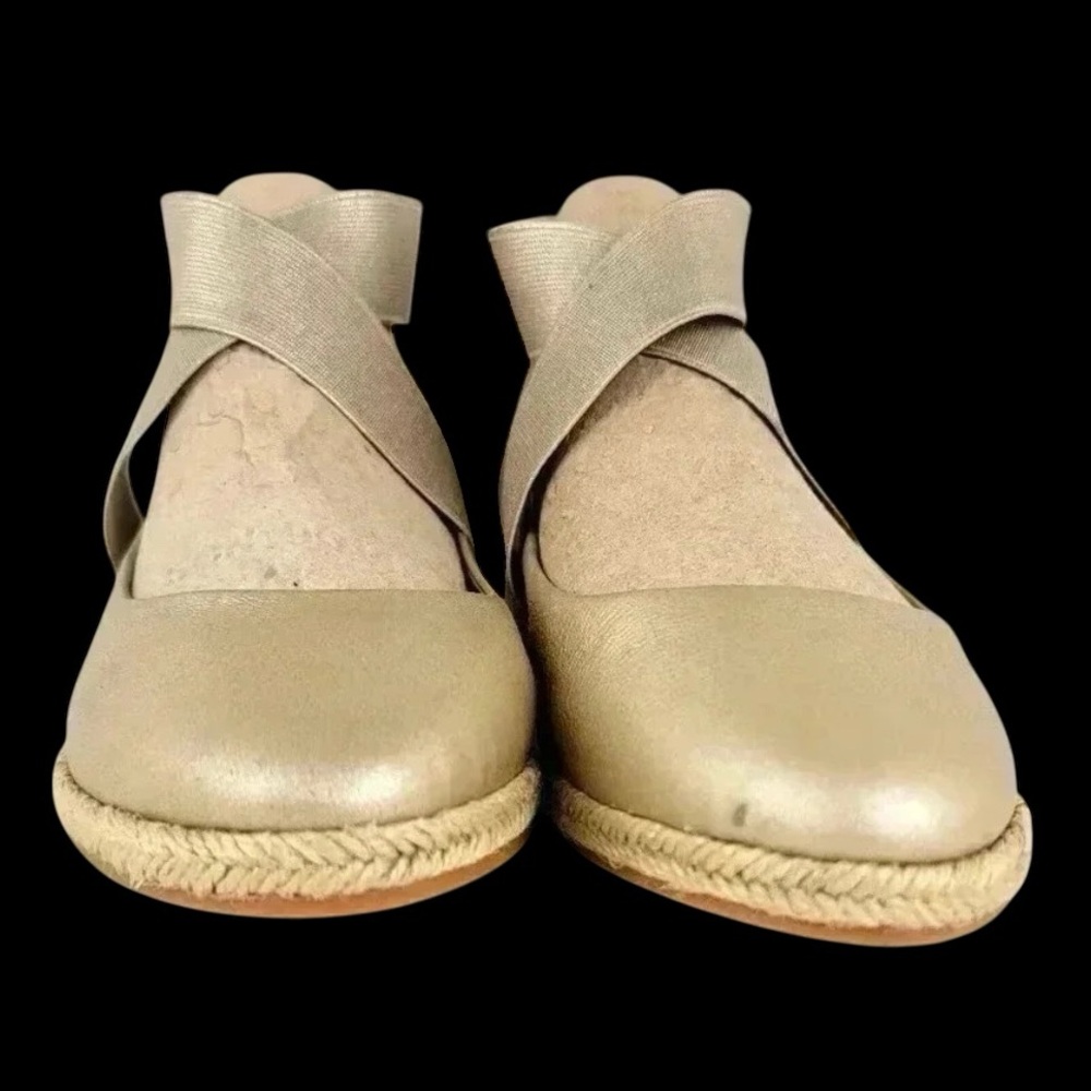 Ballerina leather flats 7.5 NWOT
